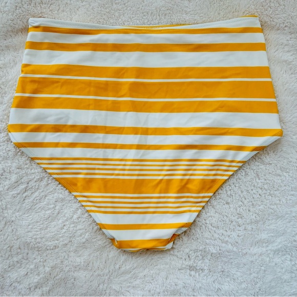 Aerie Yellow and White Hi Waisted Bikini Bottoms ☀️ - Picture 2 of 5